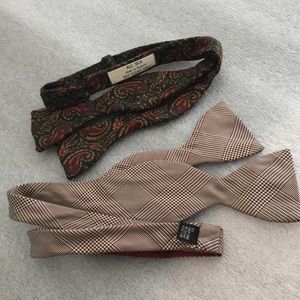 NWOT (2) Bow Ties